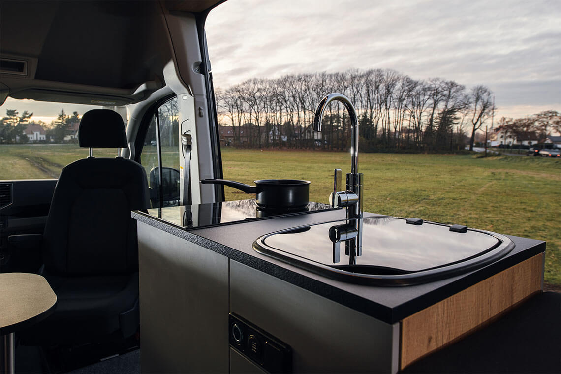 Camperküche nachrüsten lassen – Service für individuelle Küchenausstattung